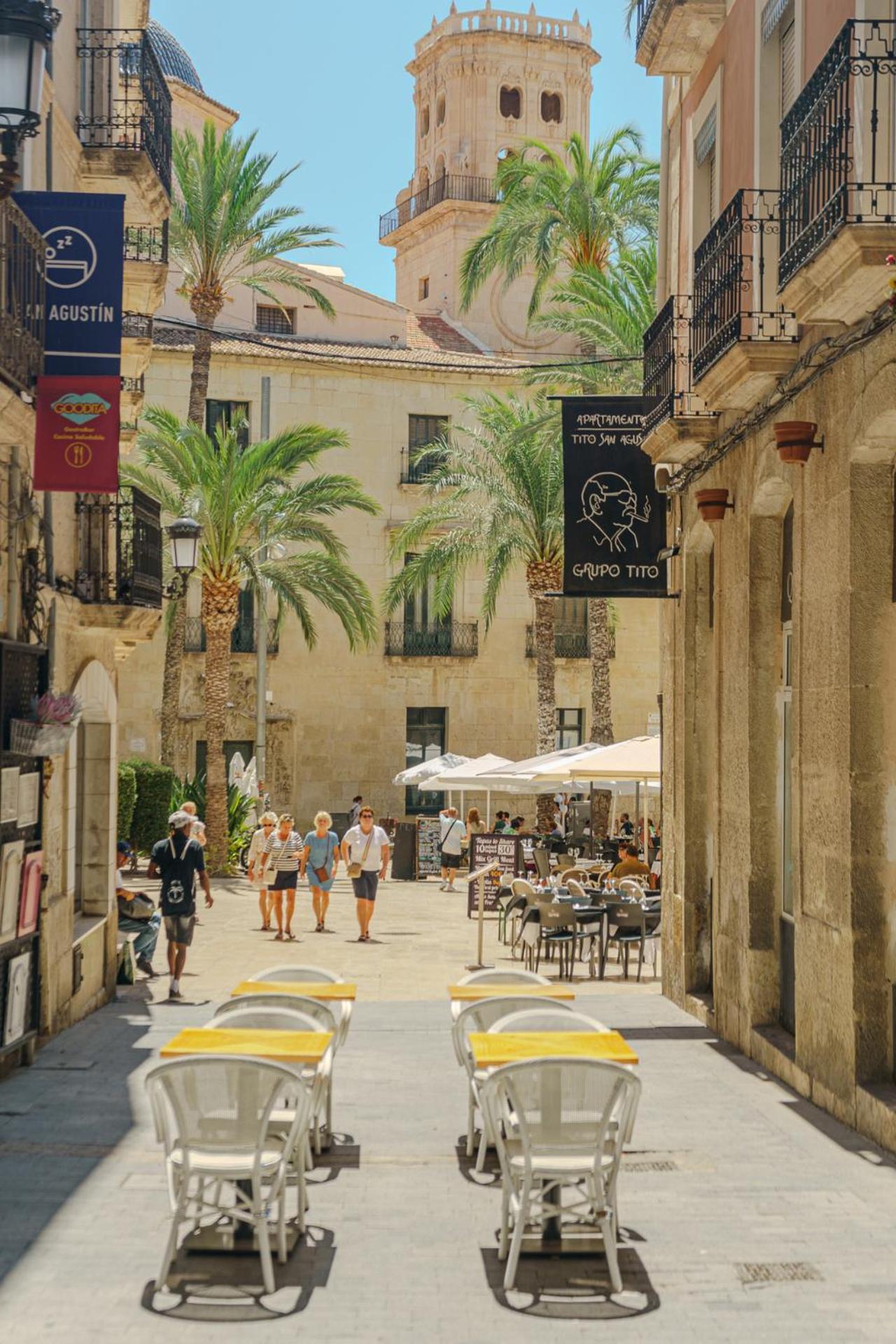 Luxurious Studio In Historic Center Of Alicante Exteriör bild