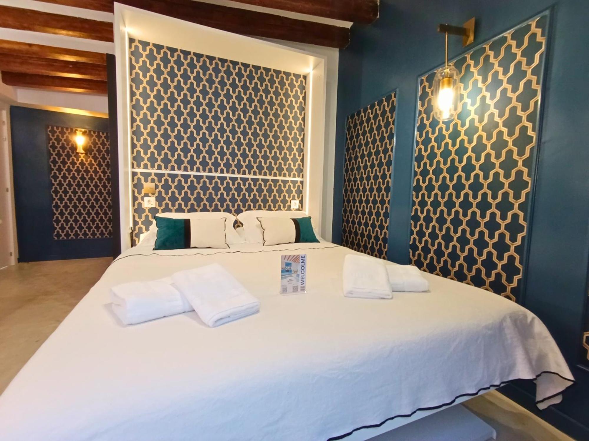 Luxurious Studio In Historic Center Of Alicante Exteriör bild